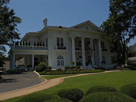 The Alabama Governors Mansion Montgomery Al Mansions Historic