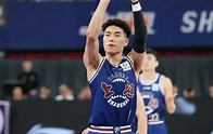 上海男篮官方：李添荣第四掌骨骨折，赛季常规赛第二阶段报销