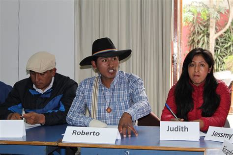Jóvenes Líderes De Pueblos Indígenas De Diferentes Regiones Se