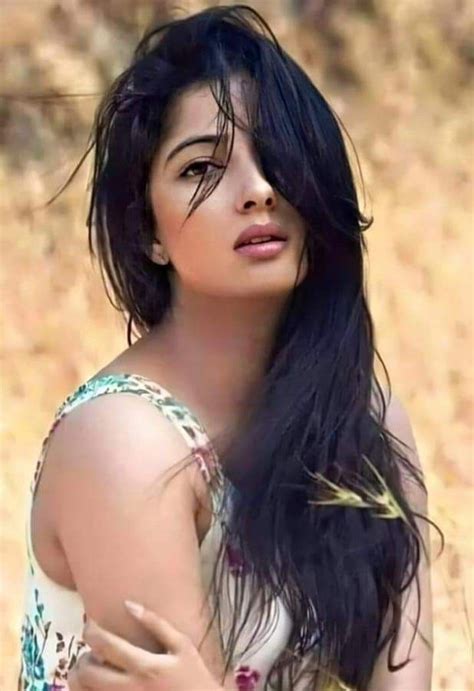 Gorgeous Beauty Queens Indian Beauty Long Hair Styles Celebrities Women Countries Celebrity