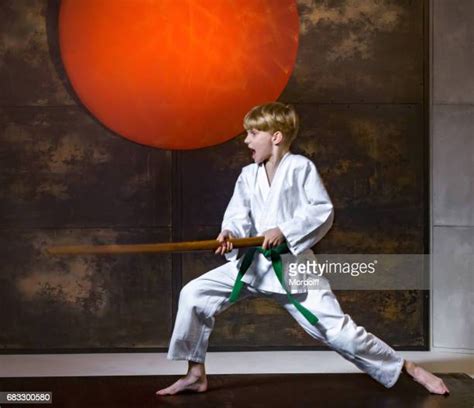 Karate Chop Wood Photos And Premium High Res Pictures Getty Images