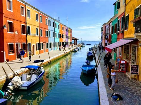 Visiting Murano And Burano Islands Venice Scribblestu