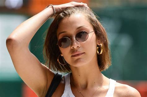 Bella Hadid 2017 Gigi Hadid Sister Shows The Weeknd What He Is Missing