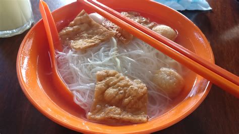 Although the name means diamond bay, the town is not located near a bay. It's About Food!!: Kedai Kopi Mang Seng 萬成茶室 @ Jalan Pasar ...