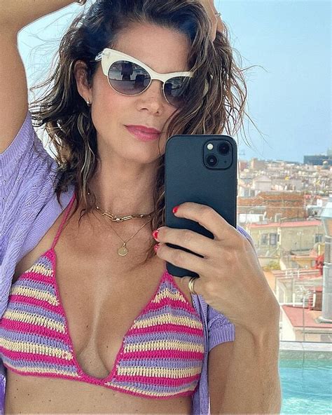 10 Hot Sexy Juana Acosta Bikini Pics