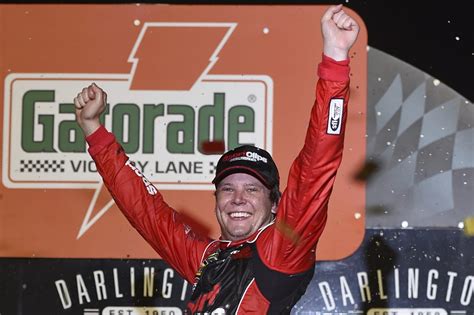 Erik Jones Wins Rain Delayed Nascar Southern 500 The Columbian