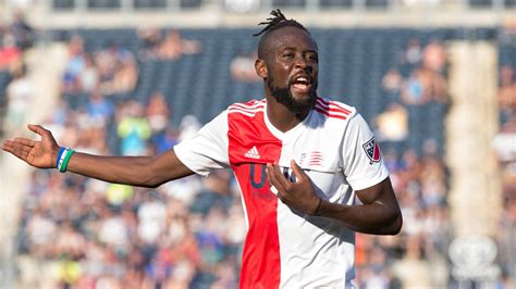 At the age of 14, kei kamara fled his native sierra leone, leaving for gambia before immigrating to the u.s. Kei Kamara and the New England Revolution are stuck in a ...