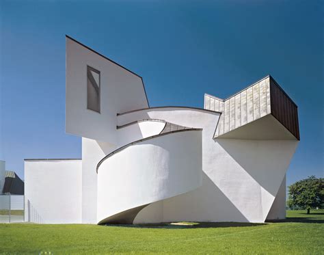 Frank Gehry El Travieso Constructor De Lo Sublime