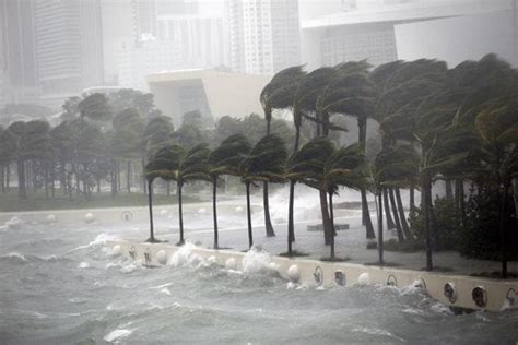 Hurricane Irma Batters Florida 3 Feared Dead As Authorities Issue Flood Alert World News
