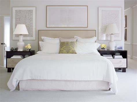 4 Secrets To Perfect White Bed Linens Huffpost