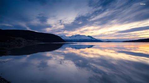 Clouds Reflecting In The Mountain Lake Wallpaper 1354715