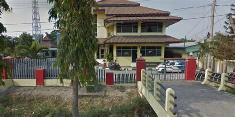Cek tagihan listrik kabupaten bojonegoro, jawa timur. Pln Area Bojonegoro : Tiga Tiang Listrik Di Semawot ...