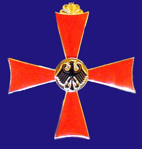 The bundesverdienstkreuz (federal cross of merit) is germany's only general decoration (award). Bundesverdienstkreuz