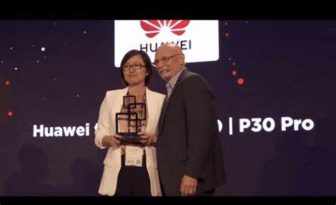 Huawei P30 And P30 Pro Win Best Smartphone 2019 Award At Mwc Shanghai