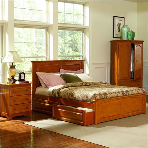 As it's a common style of bed. Elevated Platform Bed, Create Different Visual Interest to ...