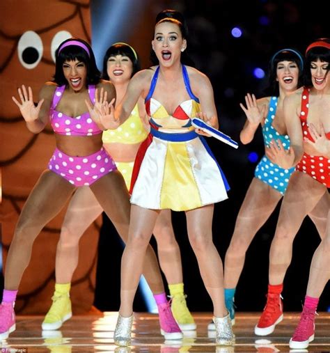 Super Bowl 15 Το Twerk της Katy Perry οι κακές κριτικές And ποιος