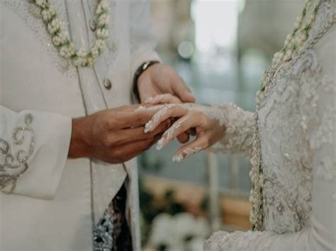 Contoh Susunan Acara Resepsi Pernikahan Agung Wibisono Riset