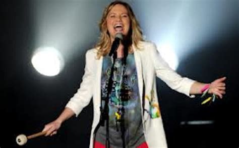 Sugarland’s Jennifer Nettles Set To Release Solo Album This Fall