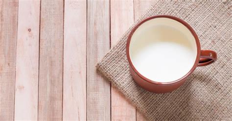 Health Benefits Of Drinking Warm Milk Livestrongcom
