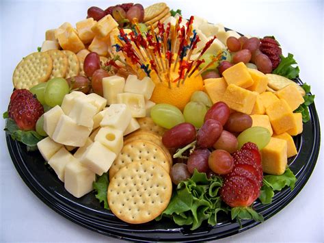 party cheese platter gerechten feestjes hapjes eten en drinken