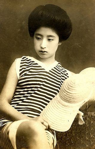Japanese Swimsuit Girls Meiji Era Bathing Beauties Of Old Japan 2