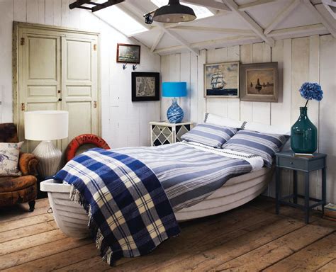 It's everything from rustic furniture and distressed paint finishes to unique storage solutions inspired by antique. Fun Nautical Decorating Items | Nautical Handcrafted Decor ...