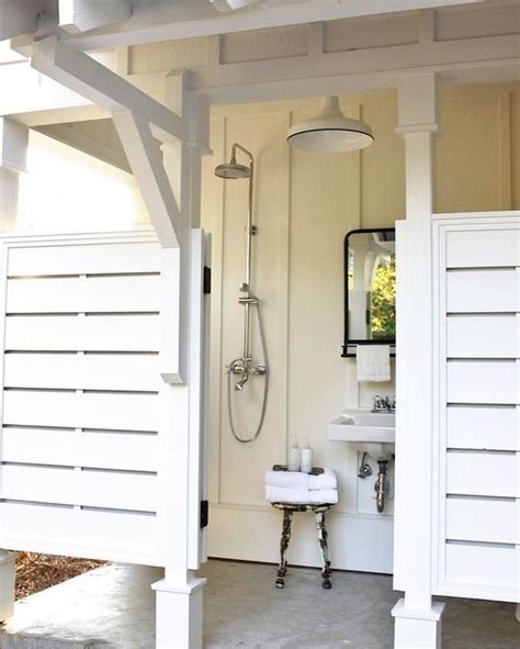 30 Affordable Outdoor Shower Ideas To Maximum Summer Vibes Badrumsinspiration Poolhus House