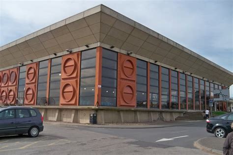 Leisure Centre Cleethorpes © Colin Babb Geograph Britain And Ireland