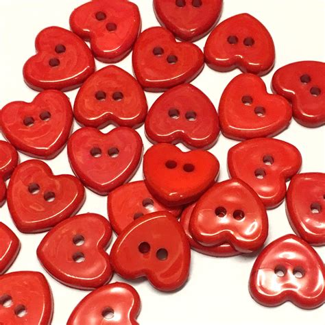 14mm Red Heart Buttons Pack Of 10 The Button Shed