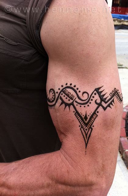 29 Henna Tattoo Designs For Men