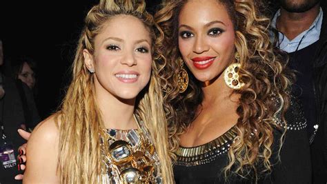 Shakira Comparte Secreto Que Aprendió De Beyoncé Para Verse Más Alta Telemundo