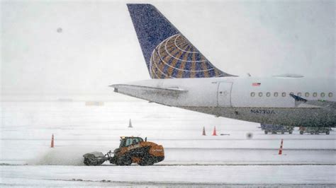Airlines Offering Waivers For Travelers Impacted By Storm Refund Help