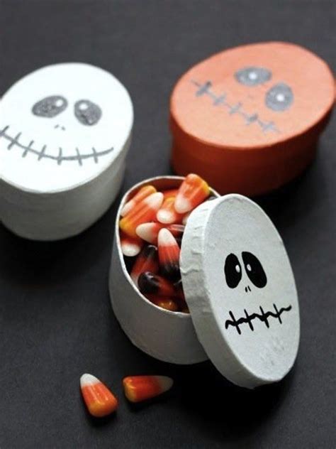 5 Easy Halloween Treat Boxes That Anyone Can Make Halloween Candy Box