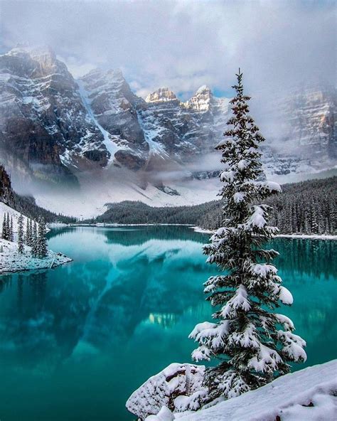 Winter In Moraine Lake Canada Mostbeautiful Winter Scenery Nature