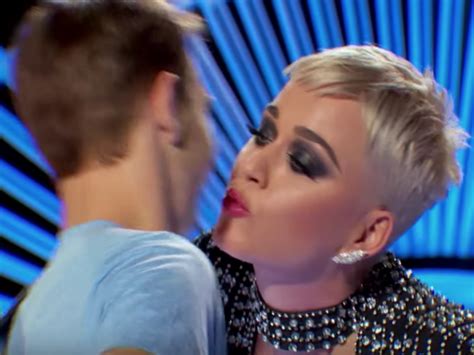 Teenage American Idol Contestant Was Uncomfortable Immediately After Katy Perry Kissed Him