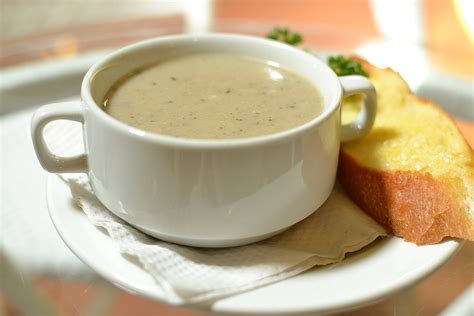 Russet potatoes make it hearty, and dill and paprika add plenty of flavor. Garlic Mushroom Soup Recipe — Dishmaps