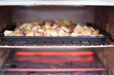 Check spelling or type a new query. 7 Best Under Cabinet Toaster Ovens - Wow, It's Veggie?!