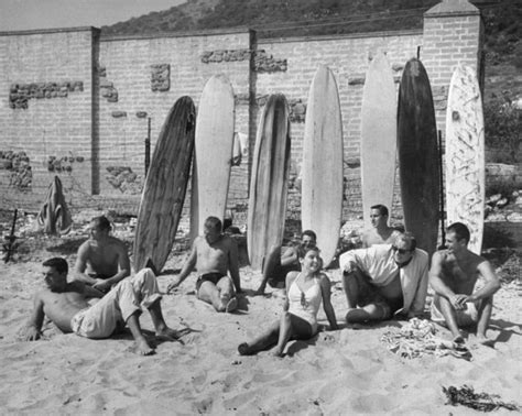 Old Photos Of Surfers From Hawaii To Peru From Between The 1950s And