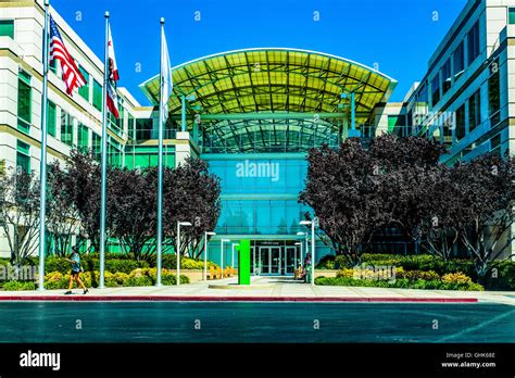 Apple Headquarters California Hi Res Stock Photography And Images Alamy