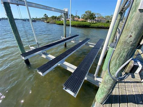 Pontoon Bunk Installation The Boat Lift Pros