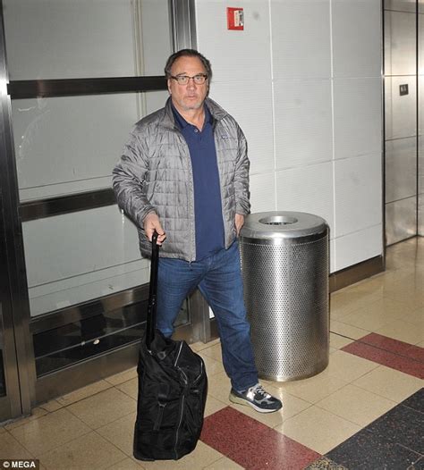 James belushi háromszor nősült, és három gyermeke született. Jim Belushi is seen for first time after split from wife ...