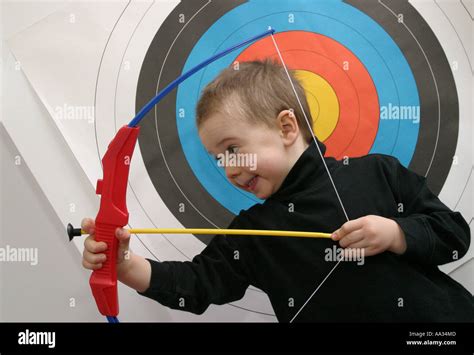 Cupid Bow And Arrow Hi Res Stock Photography And Images Alamy