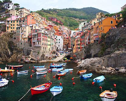 Riomaggiore makes up its own governing municipality which then encompasses the following towns: Riomaggiore Italy - Riomaggiore Travel