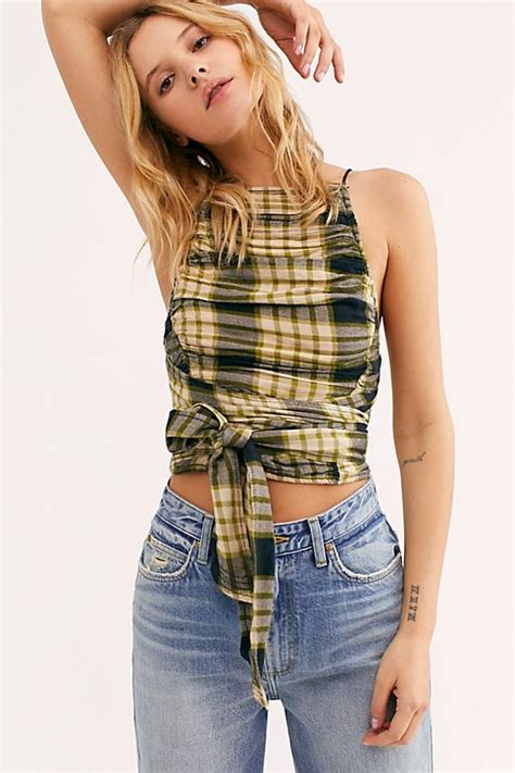The 90s Trend Crop Tops Best 90s Fashion Trends To Wear Now