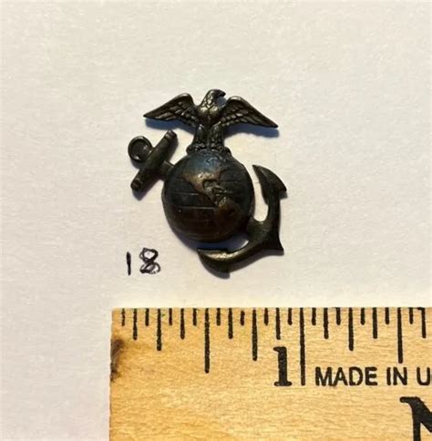 Vintage Ww2 Us Marine Corps Bronze Eagle Globe Anchor Ega Collar Pin