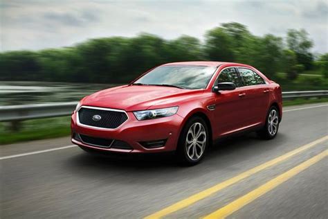 Ford Taurus Sho Review Research New And Used Taurus Models Edmunds