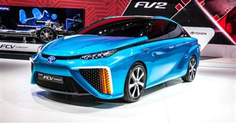 Toyota has set a new world record for the range of a hydrogen car. Toyota Releasing Hydrogen-Powered Fuel Cell Car In 2015 ...