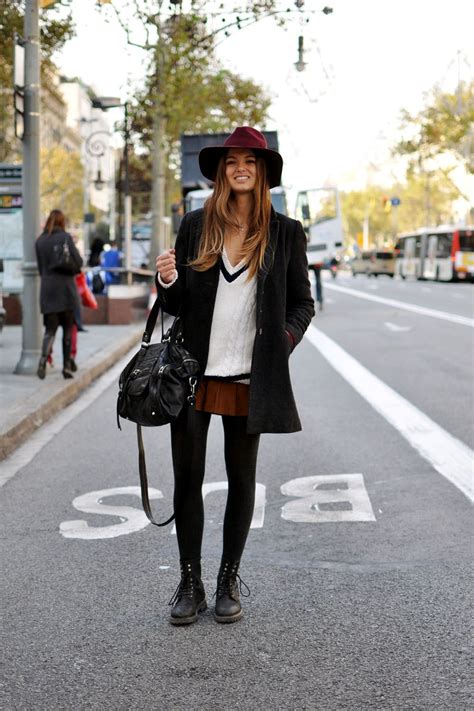 This Girls Show Us Barcelona Street Style More Looks On The Blog Style In 2019 Barcelona