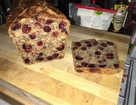 Genauso ist es mir mit dem preiselbeerkuchen ergangen als meine liebe schwägerin diesen mitgebracht hatte. Preiselbeer-Nuss-Kuchen - Rezept - ichkoche.at