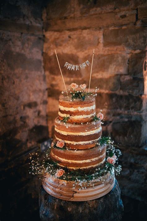 I fell head over heels for this delight of a wedding celebration, from the beautiful country setting to the sparklers in the evening, it all looked oh so dreamy. 100 Wedding Cakes to spire you for an Unforgettable ...